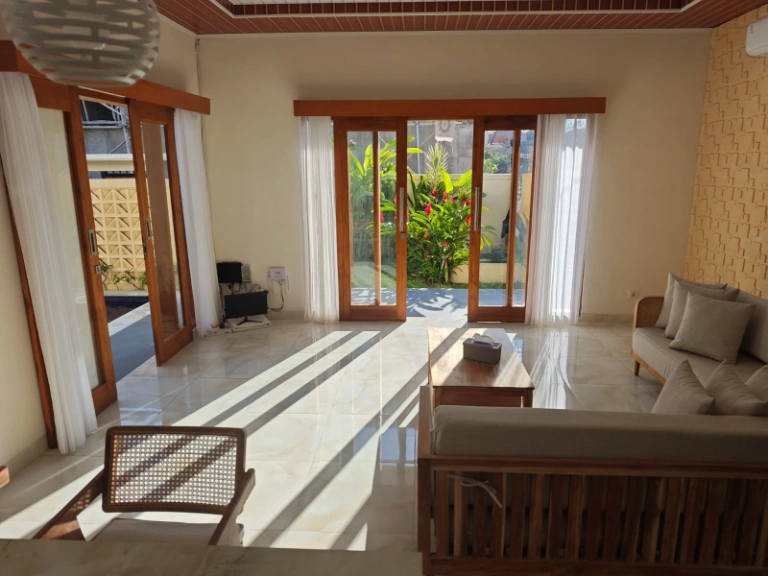 Spacious 3 bedroom villa in pecatu-uluwatu, 3-bed villa for rent in Uluwatu – photo 7 of 12