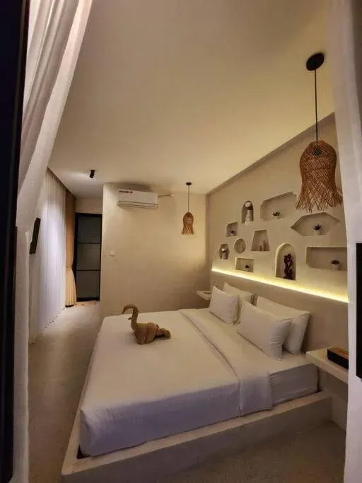 3 Bedroom Modern Villa in Berawa, 3-bed villa for rent in Canggu – photo 5 of 15