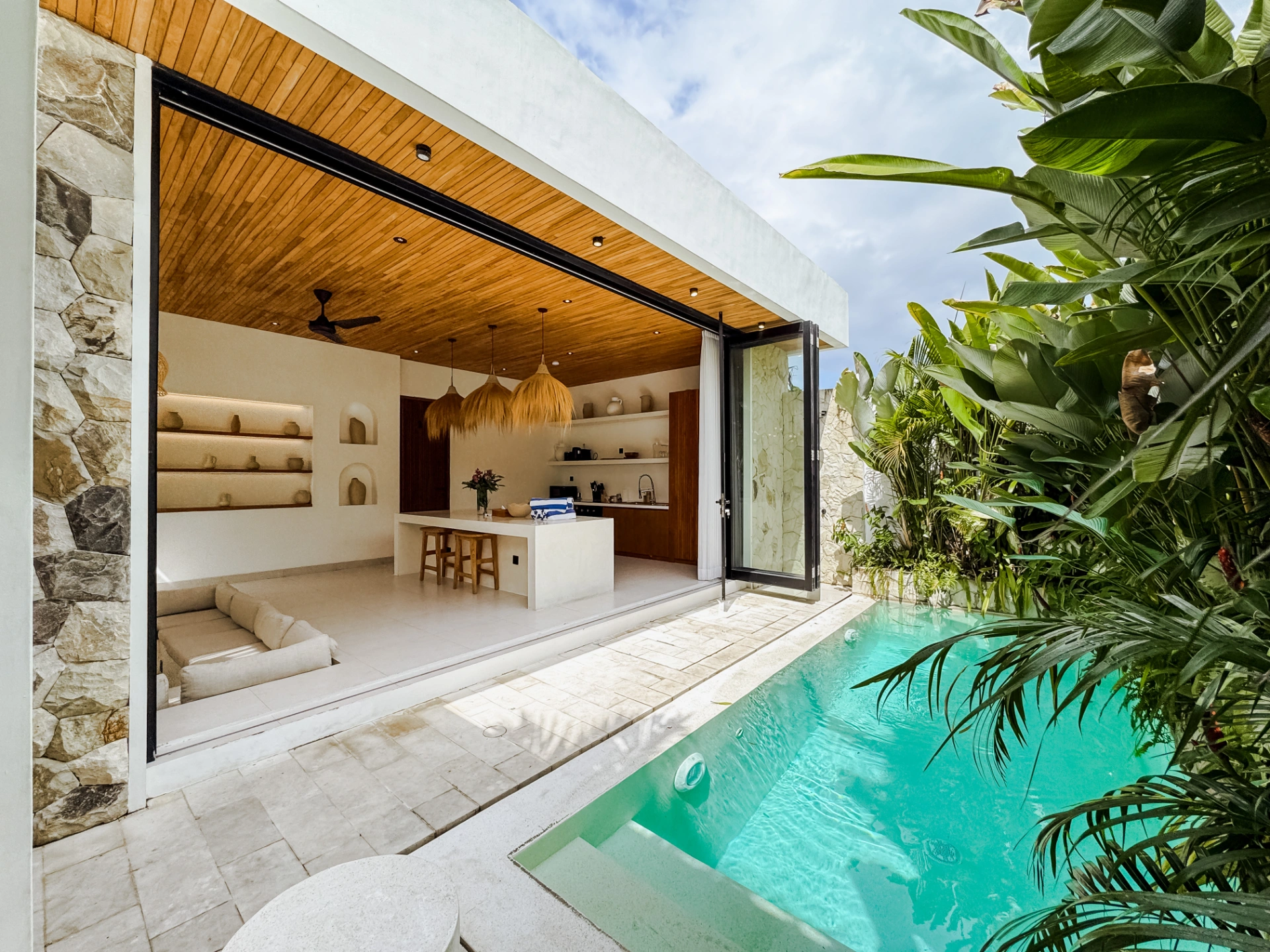 2-bedroom Villa in Tumbak Bayuh, Canggu, 2-bed villa for rent in Pererenan – photo 11 of 15