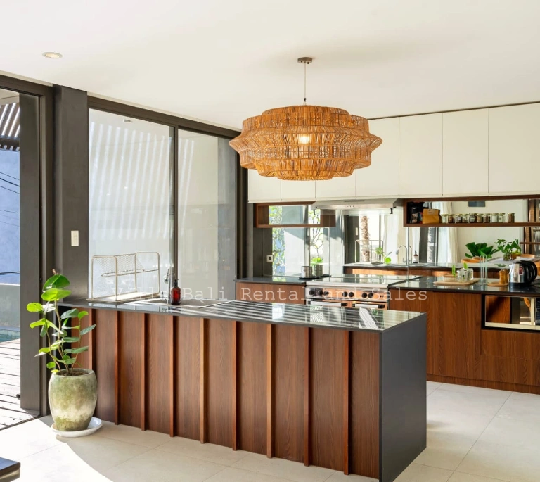 3br Villa Shopie Modern Family Residensial in Umalas, 3-bed villa for rent in Canggu – photo 5 of 15