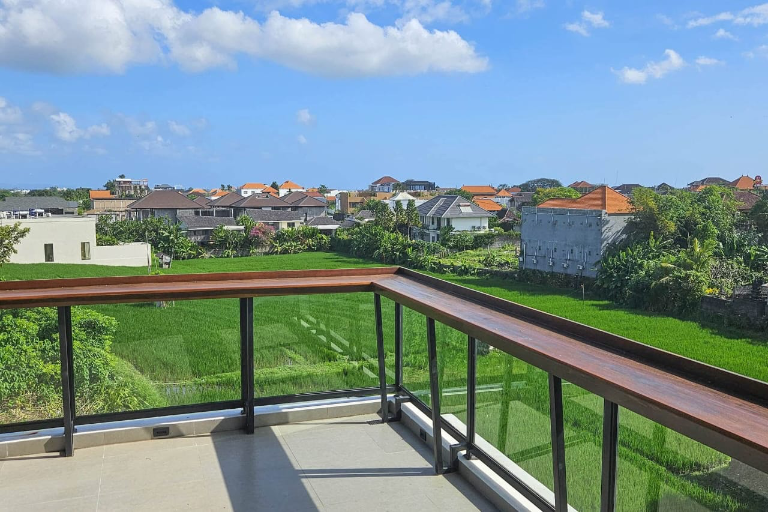 Villa For Rent 4 Bed In Berawa,Badung Bali, 4-bed villa for rent in Canggu – photo 9 of 15