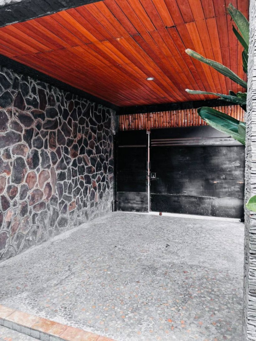3 Bedroom Villa in Seminyak, 3-bed villa for rent in Seminyak – photo 10 of 14