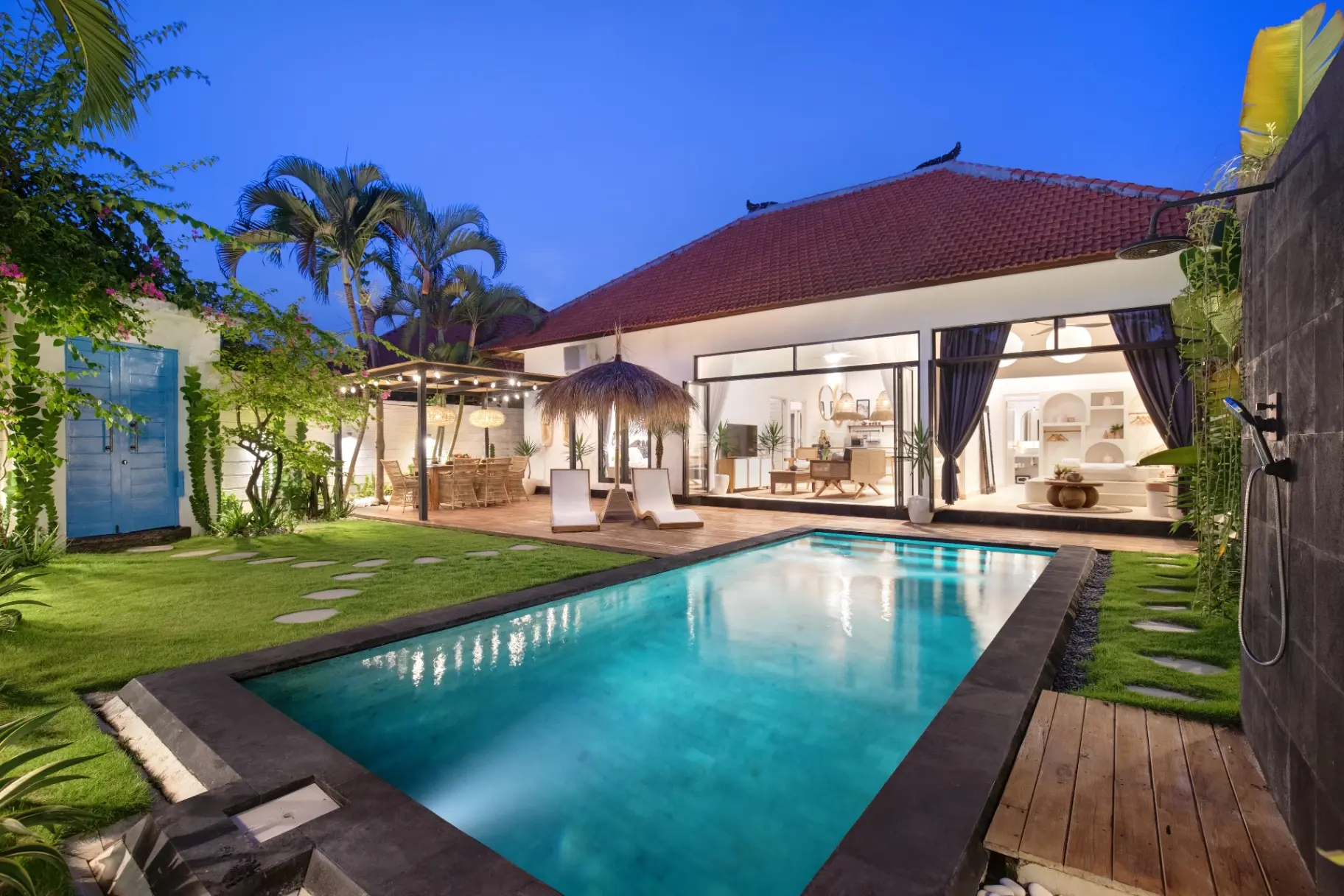 3 Bedrooms Umalas Satu Beautiful Lux Design, 3-bed villa for rent in Seminyak – photo 3 of 15