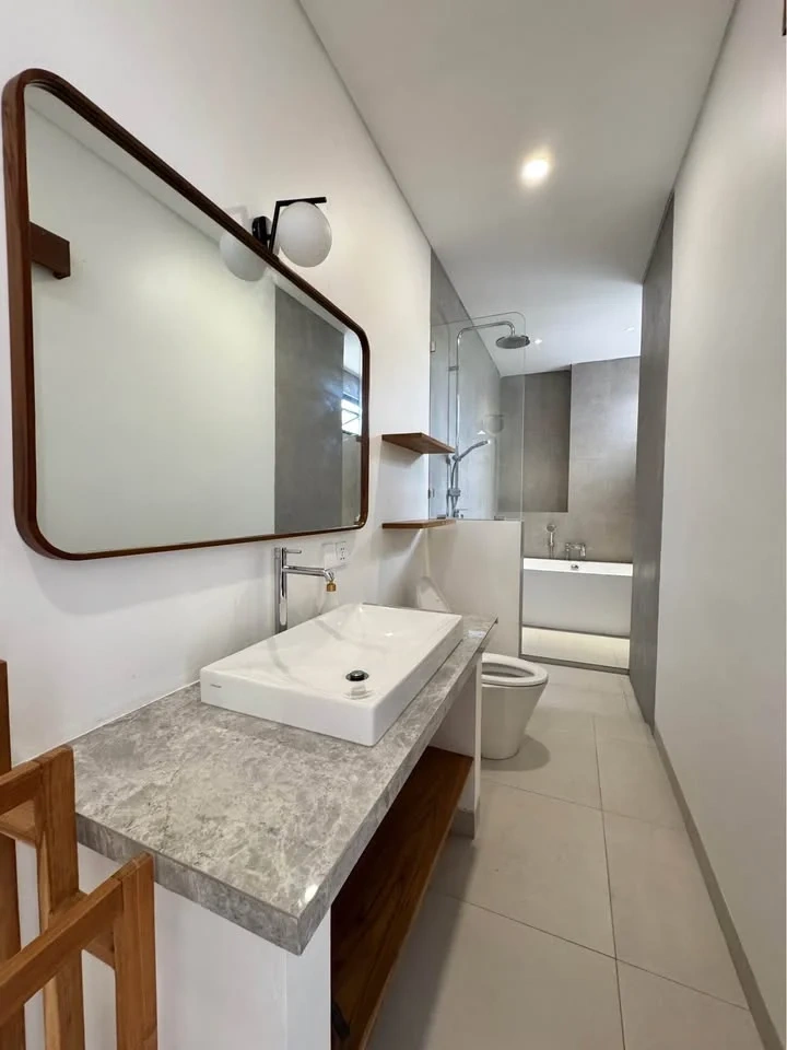 3 Bedroom Modern Villa Full Furnished for Yearly Rent in Pantai Pererenan, 3-bed villa for rent in Pererenan – photo 6 of 12