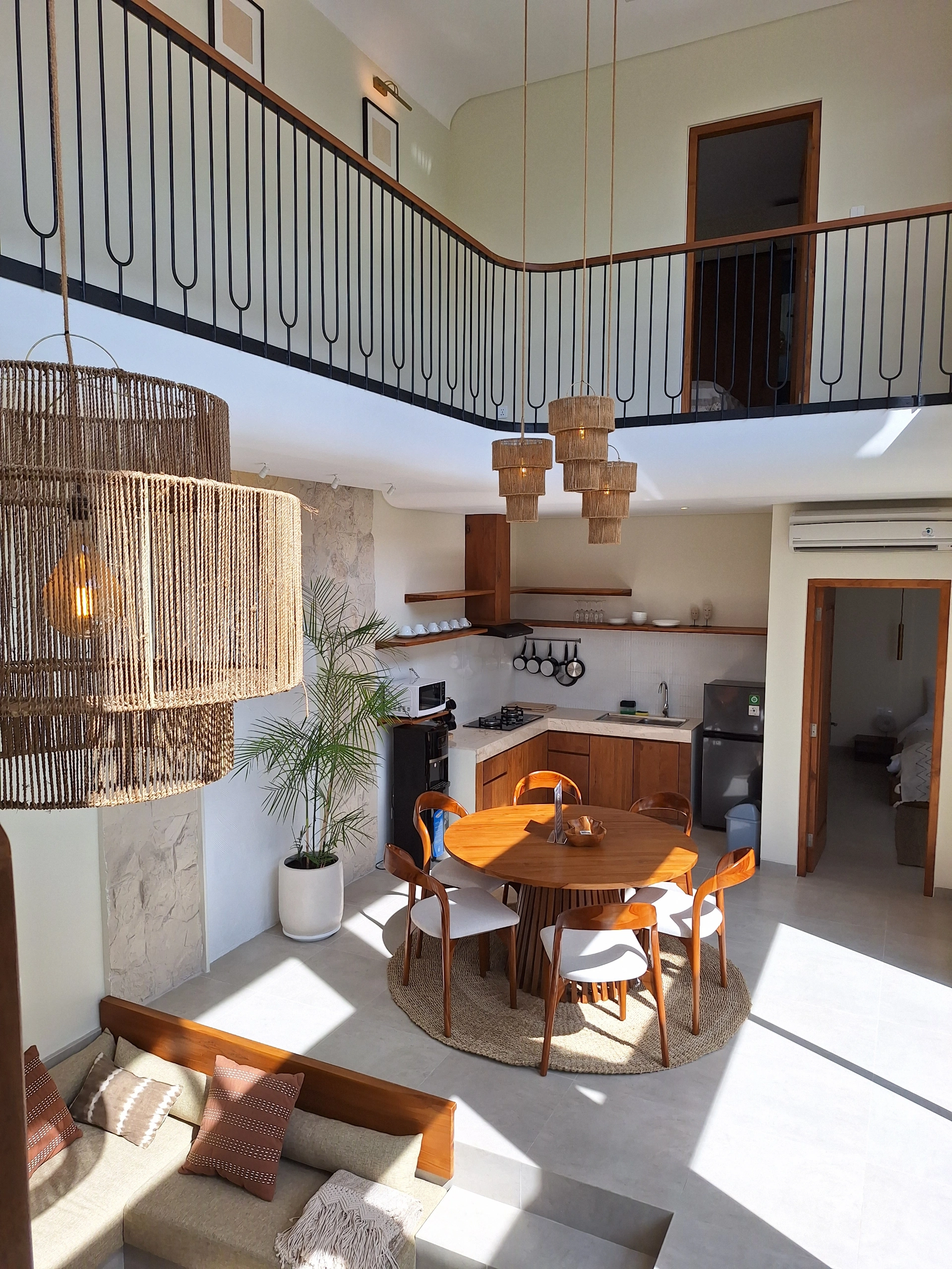 Stunning 3BR Villa for Rent in Premium Area of Seminyak, 3-bed villa for rent in Seminyak – photo 2 of 15