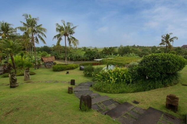 Villa For Rent 6 Bed In Kayu Tulang,Canggu Bali, 6-bed villa for rent in Canggu – photo 5 of 15