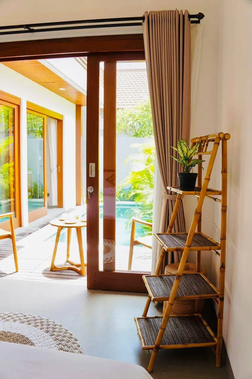 Cozy Modern Styled 1 Bedroom Villa Nestled in Berawa, 1-bed villa for rent in Canggu – photo 4 of 11