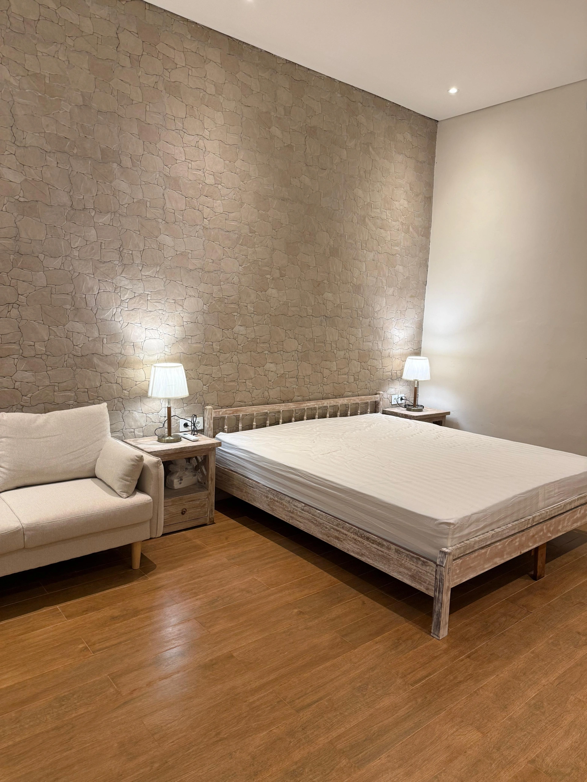 2 Bedrooms Villa Uluwatu The Richardson Korji Terrace Pecatu Ungasan, 2-bed villa for rent in Uluwatu – photo 12 of 15