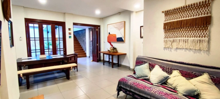 Contemporer Style Villa in Ungasan Area, 2-bed villa for rent in Uluwatu – photo 4 of 11