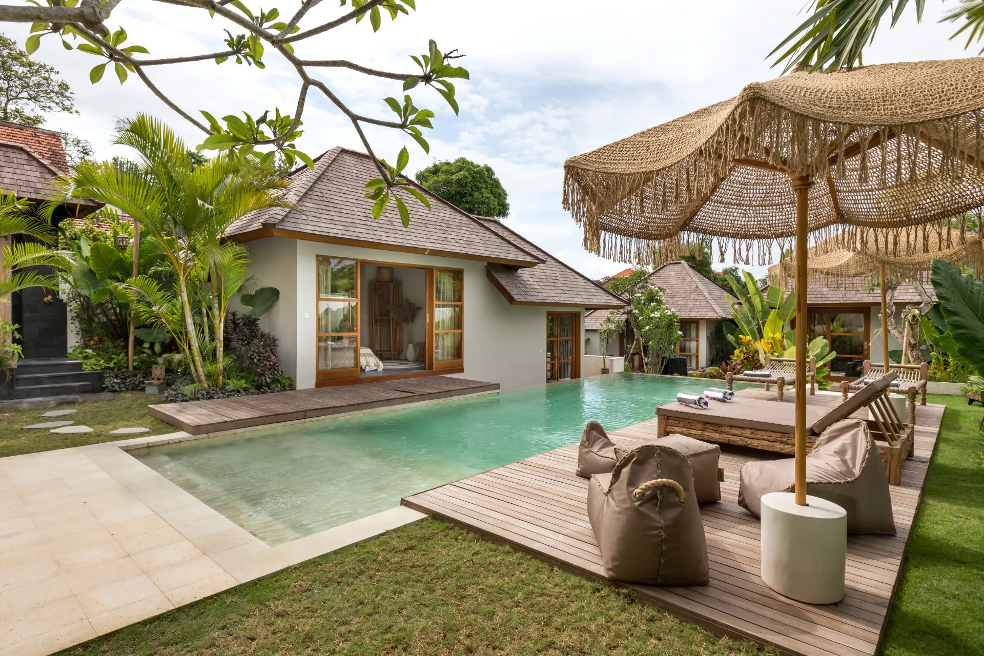 Villa Chempaka - Luxe Tropical 4BR Dream Villa in Canggu, 4-bed villa for rent in Canggu – photo 12 of 15