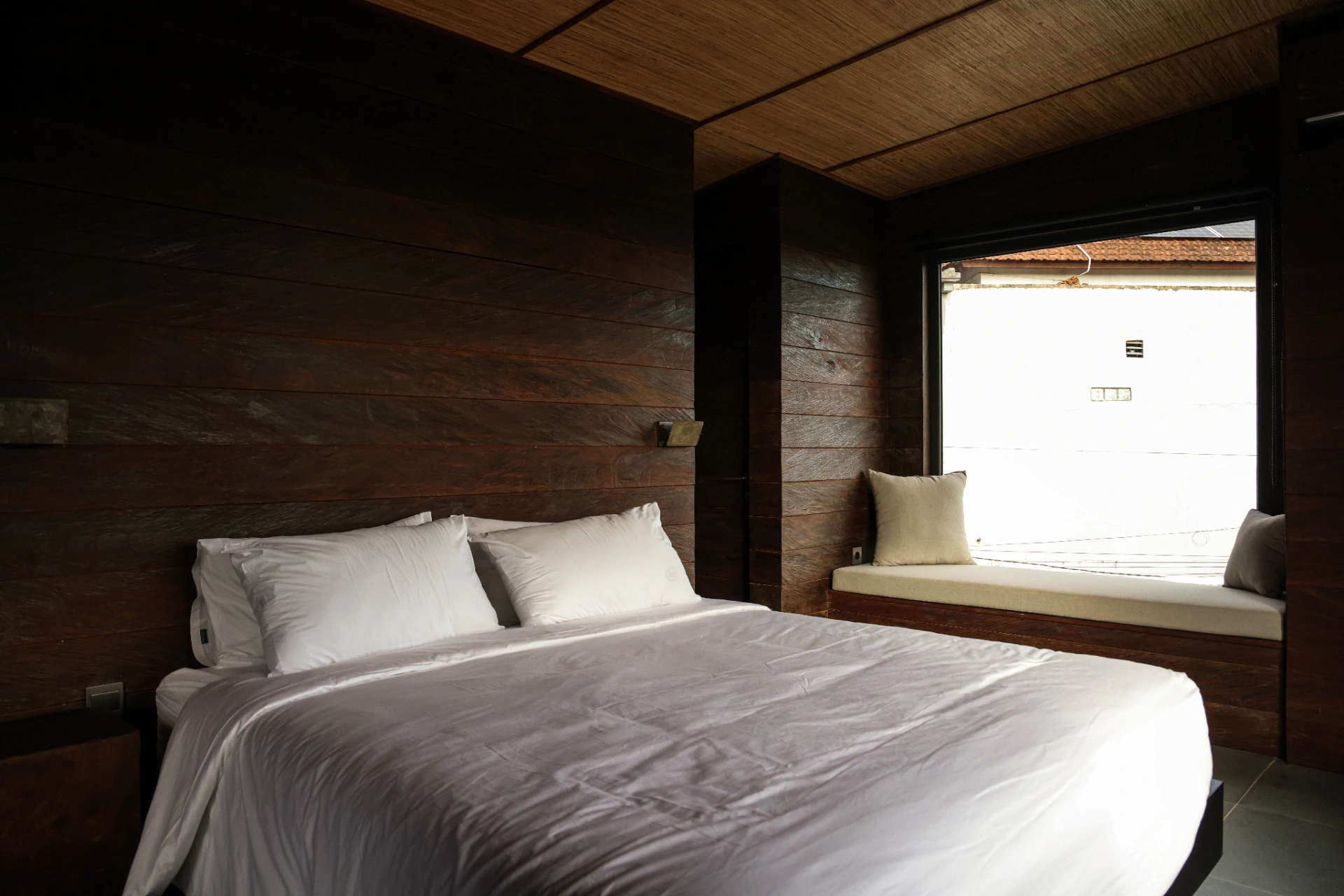 Villa Forma - Luxurious Brand New 2 Bedroom Industrial Villa in Canggu, 2-bed villa for rent in Canggu – photo 13 of 15