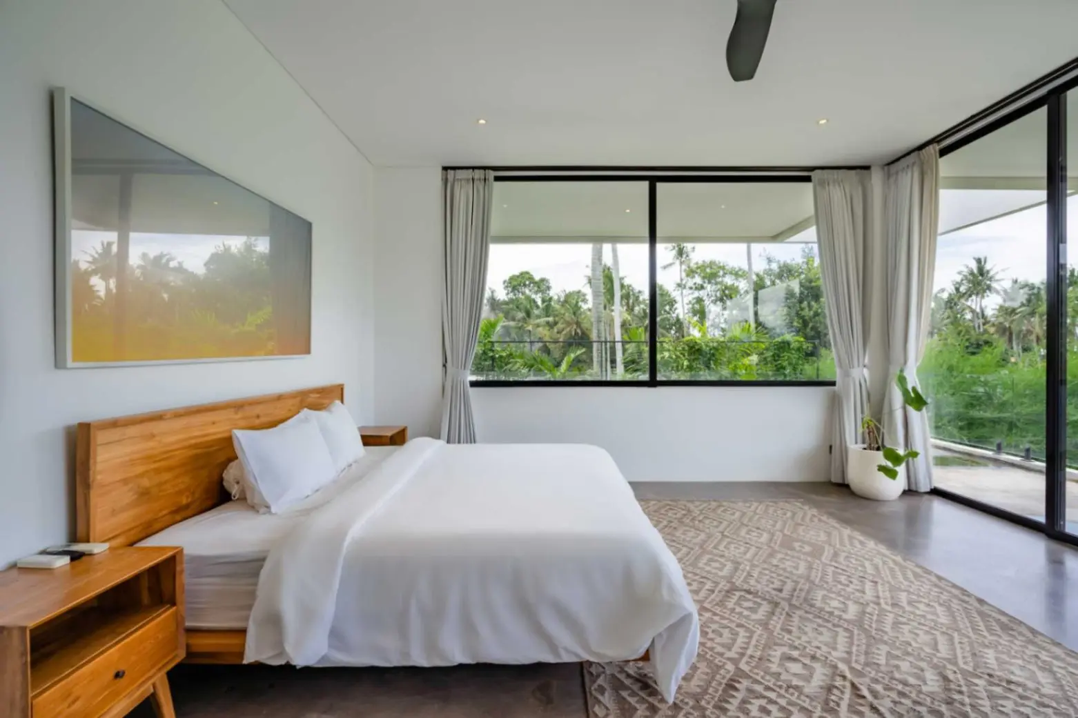 4-Bedroom Villa with Spacious Garden and Mount Agung Vista in Kaba-Kaba, 4-bed villa for rent in Tabanan – photo 4 of 15