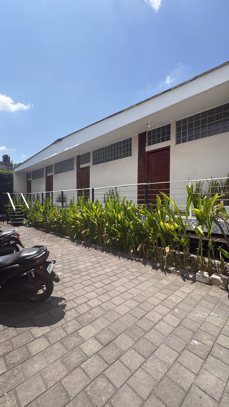 *Modern studio villa in Canggu* Great location on Jl Kayu Tulang. Private pool., 1-bed villa for rent in Canggu – photo 12 of 15