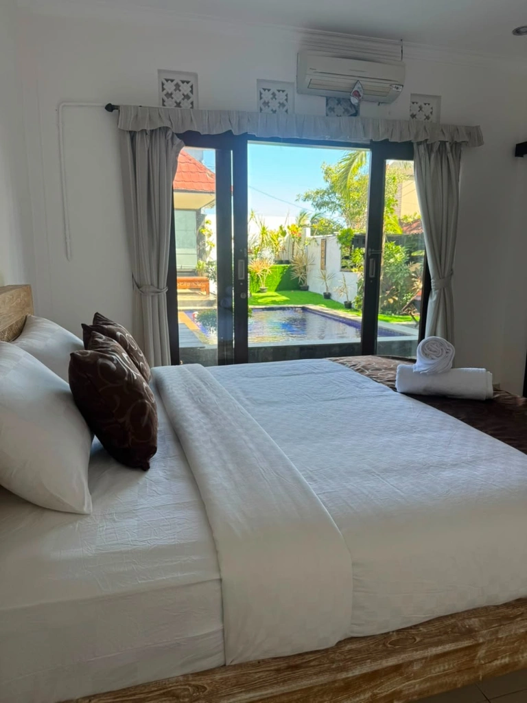 Premium 3-Bedroom Private Villa Near Melasti & Pandawa Beach, 3-bed villa for rent in Uluwatu – photo 4 of 10