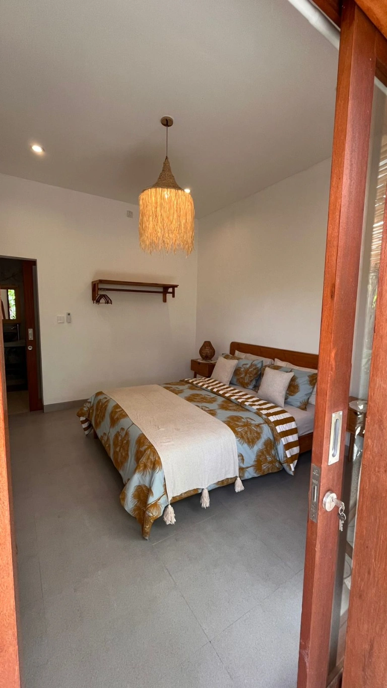 Stunning 2BR Villa in Prime Umalas – Private Pool, Lush Garden, 2-bed villa for rent in Seminyak – photo 2 of 9