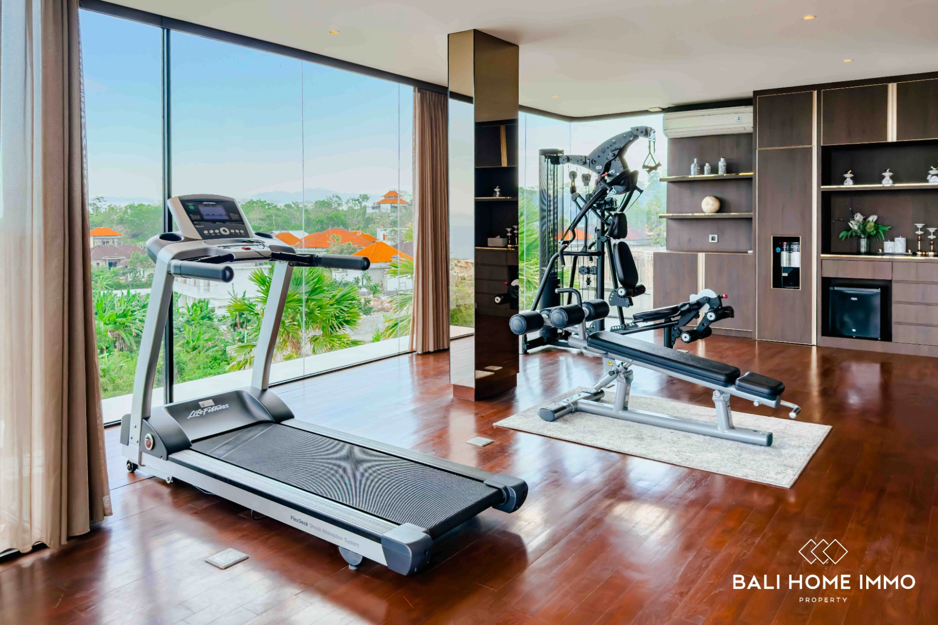 Luxurious Ocean View 6 Bedrooms Villa for Rental in Bali Ungasan, 6-bed villa for rent in Uluwatu – photo 15 of 15