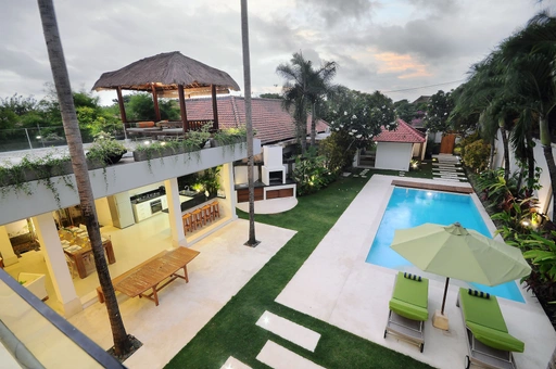 4 Bedrooms Villa for Monthly Rent & Freehold Sale in Canggu-berawa, 4-bed villa for rent in Canggu – photo 2 of 15