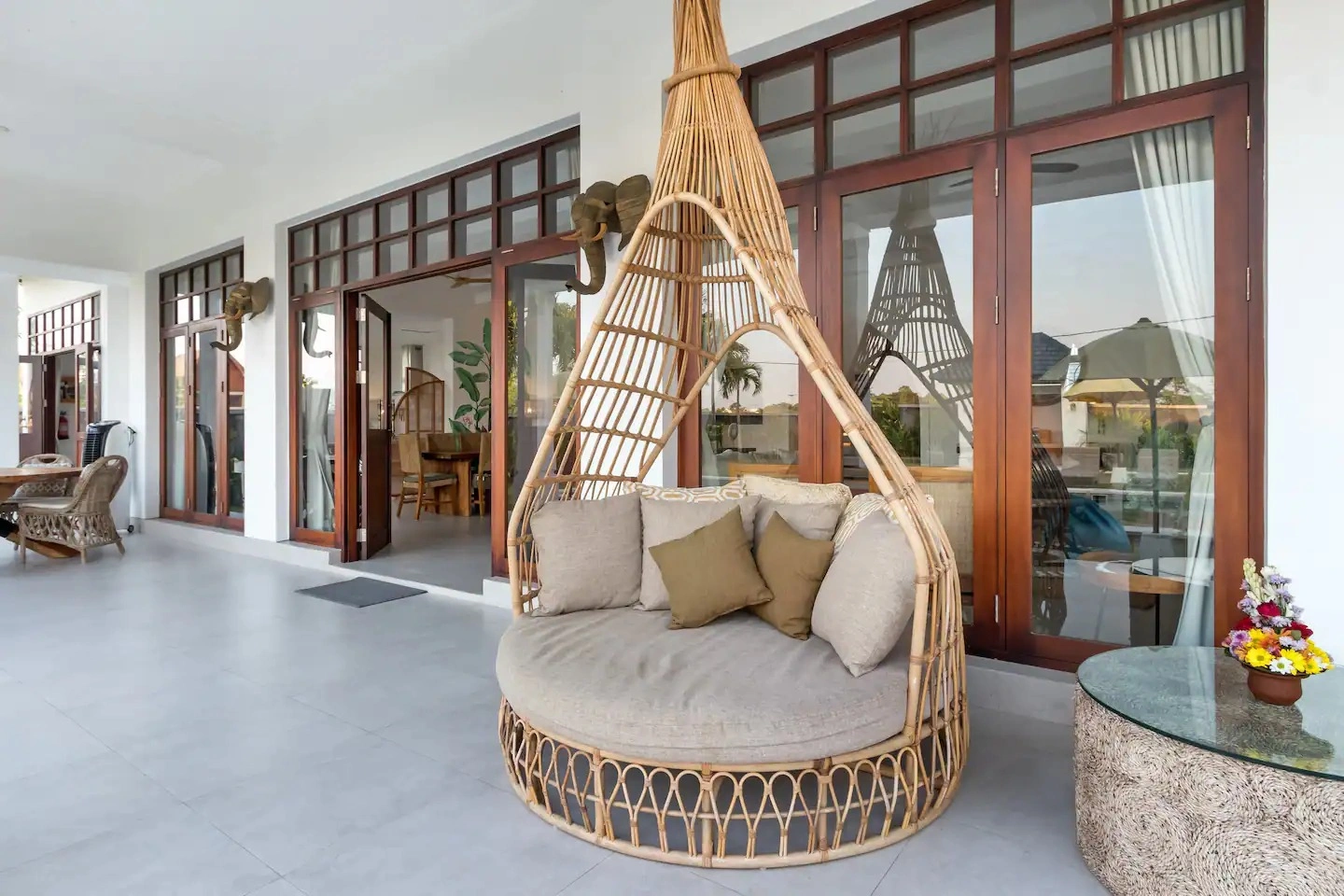 Big Garden 4BR Villa for Rent at Berawa, 4-bed villa for rent in Canggu – photo 4 of 15