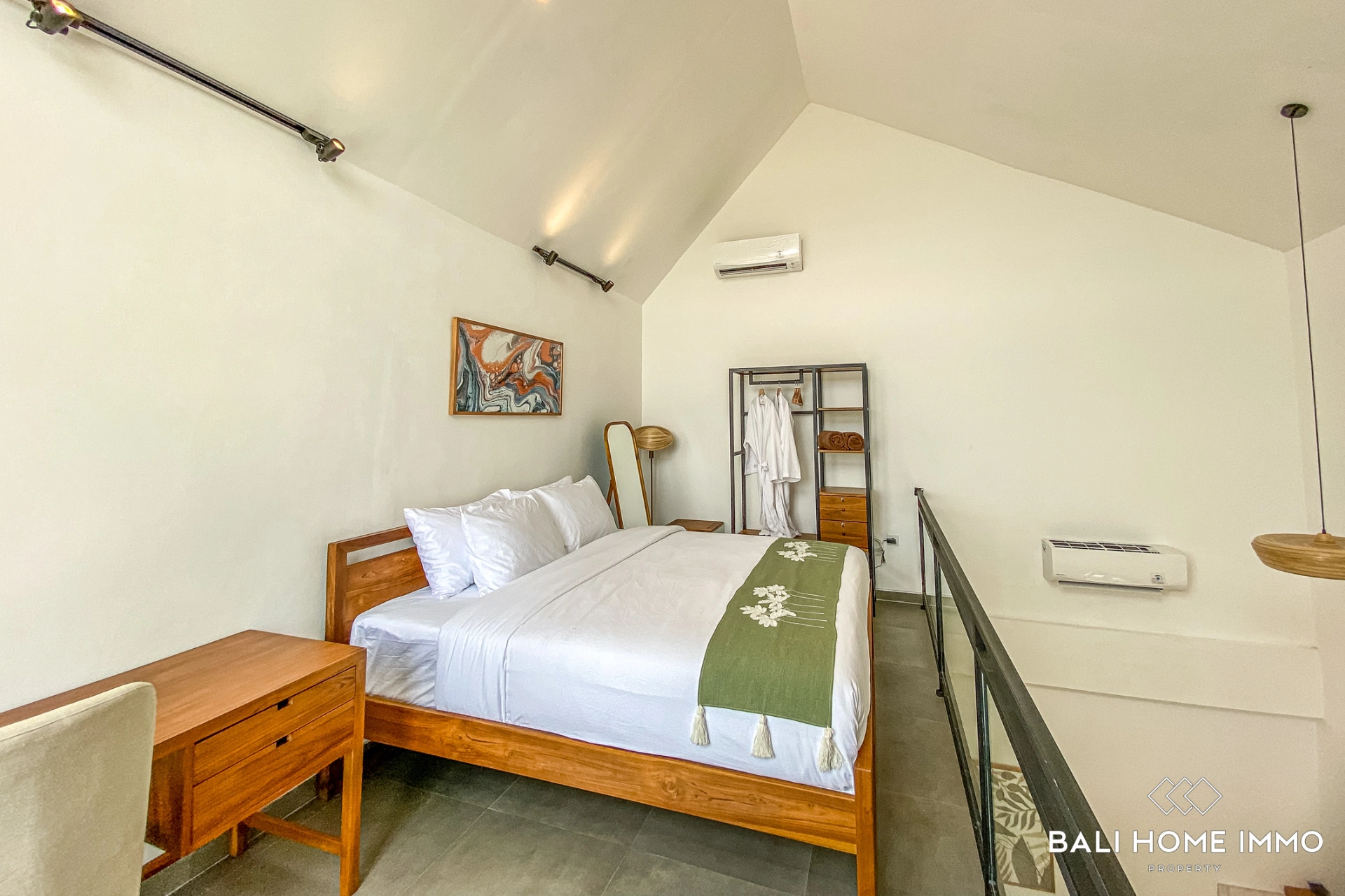 Beautiful 1 Bedroom Loft Villa in Bali Pererenan, 1-bed villa for rent in Pererenan – photo 8 of 11