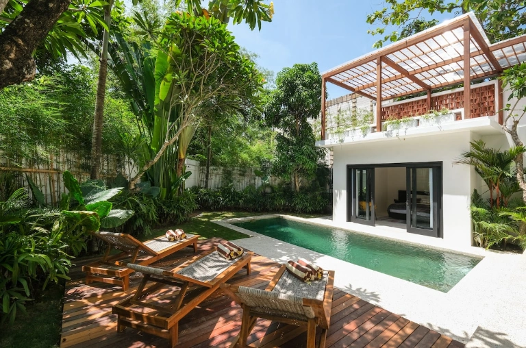 Modern 4BR Villa in Perenenan with Sauna & Rooftop, 4-bed villa for rent in Pererenan – photo 2 of 15