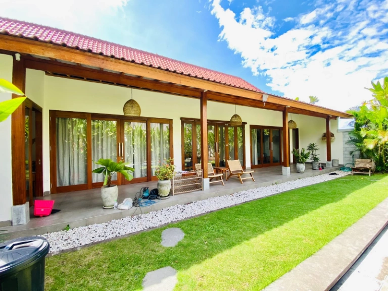 3 Bedroom Villa for Yearly Rent in Canggu, 3-bed villa for rent in Canggu – photo 14 of 15