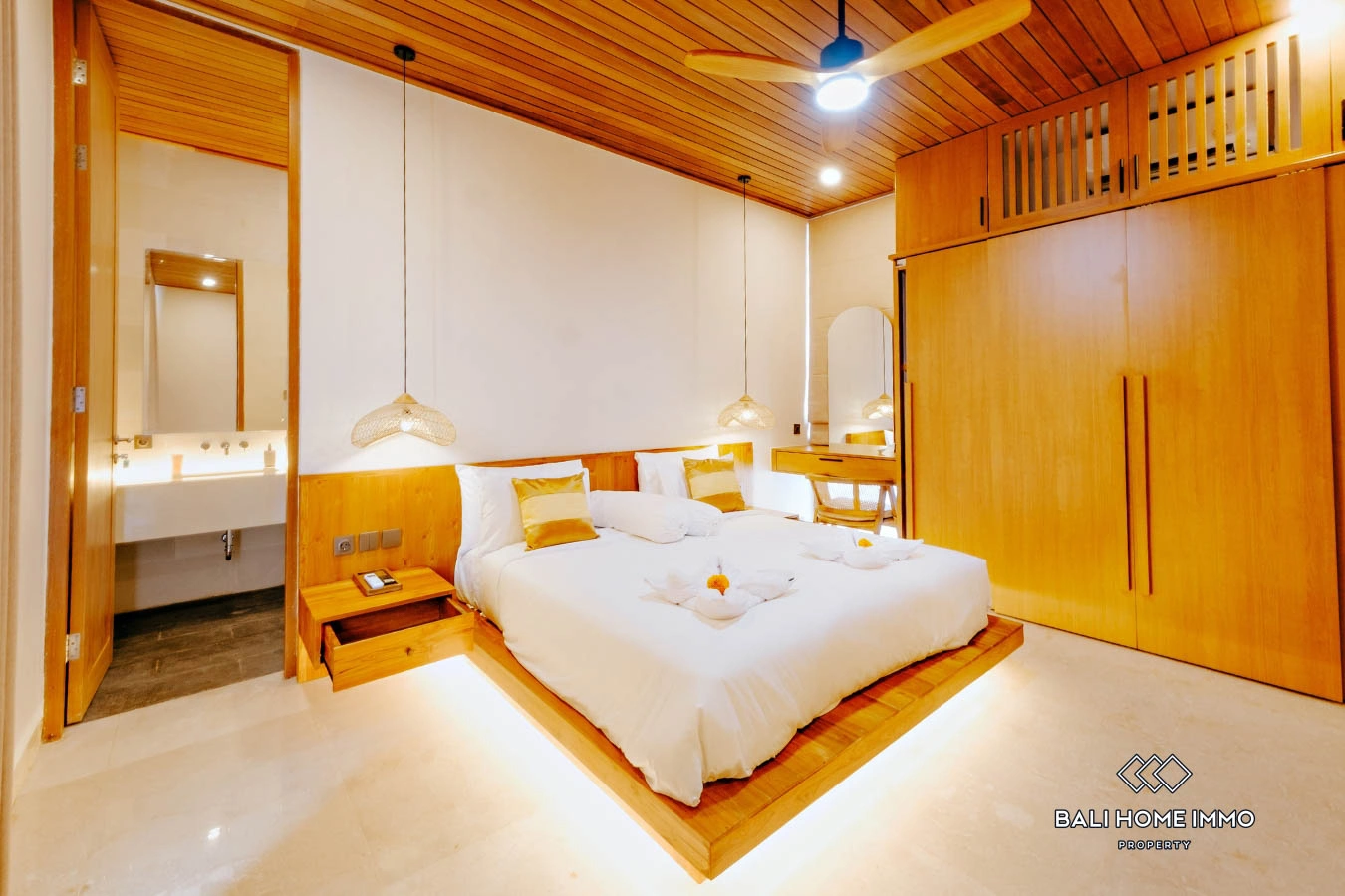 Charming Contemporary 3-bedrooms Villa for Rent & Sale in Pandawa, 3-bed villa for rent in Uluwatu – photo 3 of 8