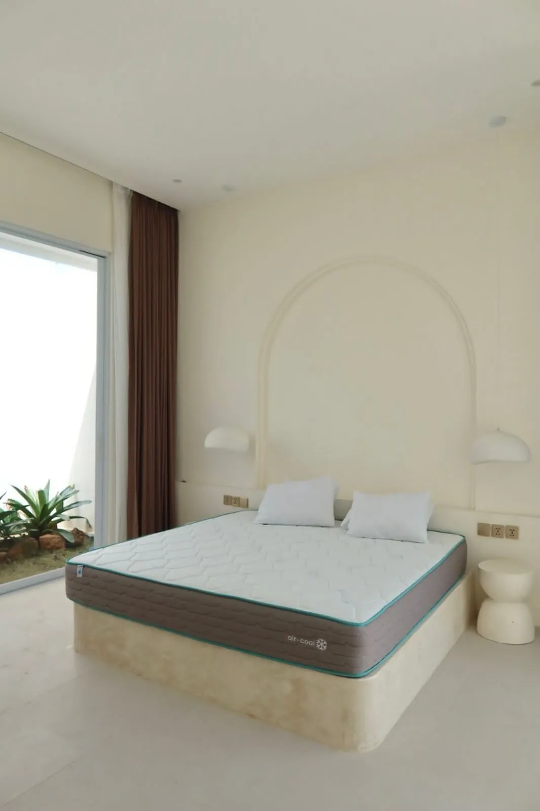 Villa For Rent 2 Bed In Kerobokan Kelod,Bali, 2-bed villa for rent in Canggu – photo 11 of 15