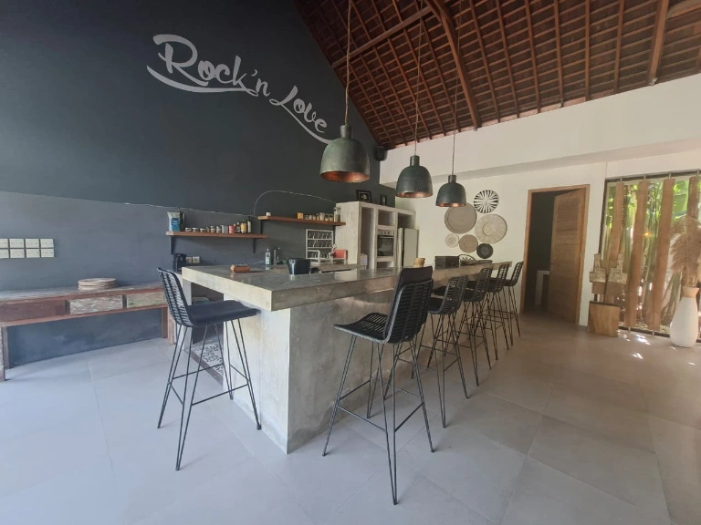4 Bedrooms Villa in Umalas for Monthly & Yearly Rent, 4-bed villa for rent in Canggu – photo 7 of 15