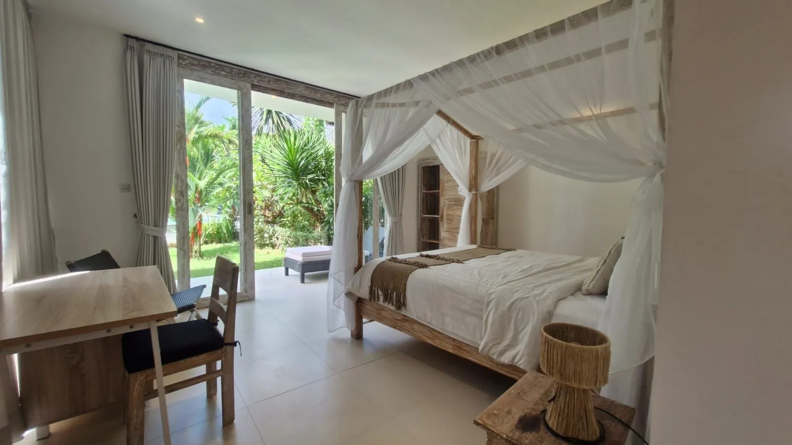 Villa For Rent 4 Bed In Bumbak,Umalas,Kerobokan Bali, 4-bed villa for rent in Canggu – photo 15 of 15
