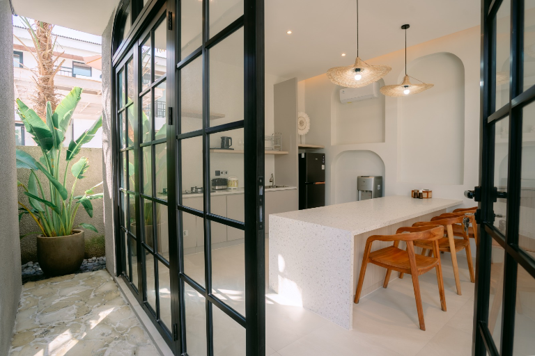 Villa For Rent 2 Bed In Padonan,Badung Bali, 2-bed villa for rent in Canggu – photo 10 of 15