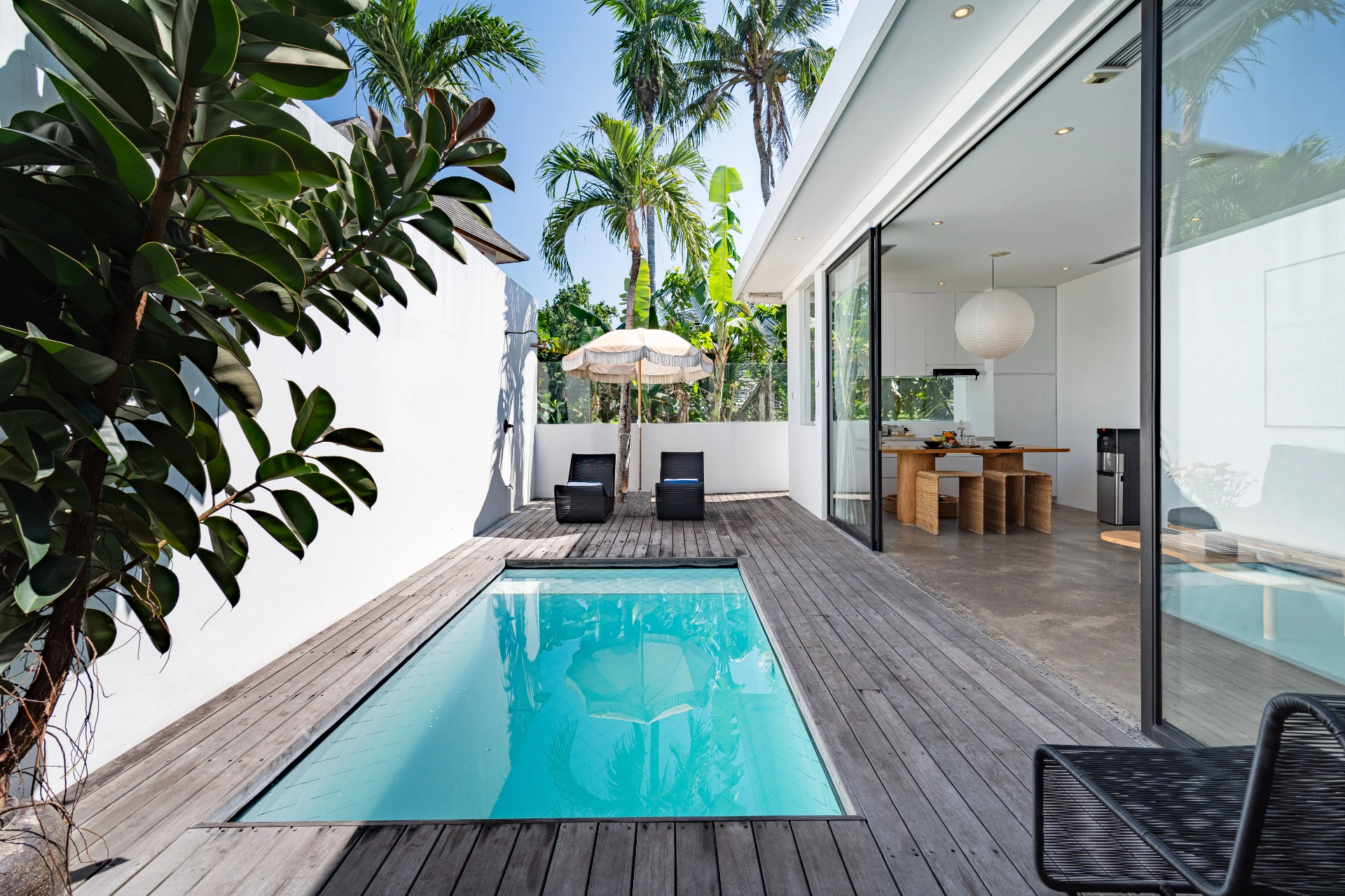 Modern 1BR Pool Villa • 6 Mins to Finns • Private Oasis, 1-bed villa for rent in Canggu – photo 11 of 15