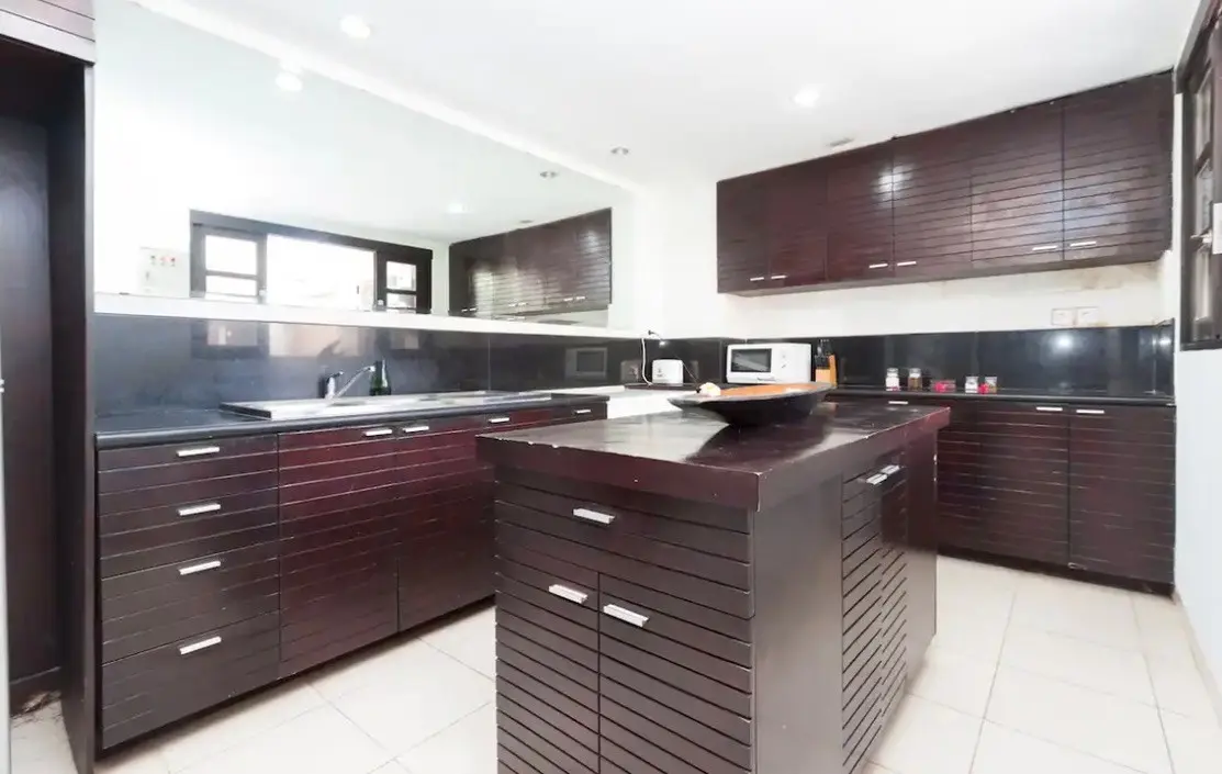 Villa Kubu Pratiwi - 500m from Echo Beach, Canggu [Villa 2], 4-bed villa for rent in Canggu – photo 3 of 10