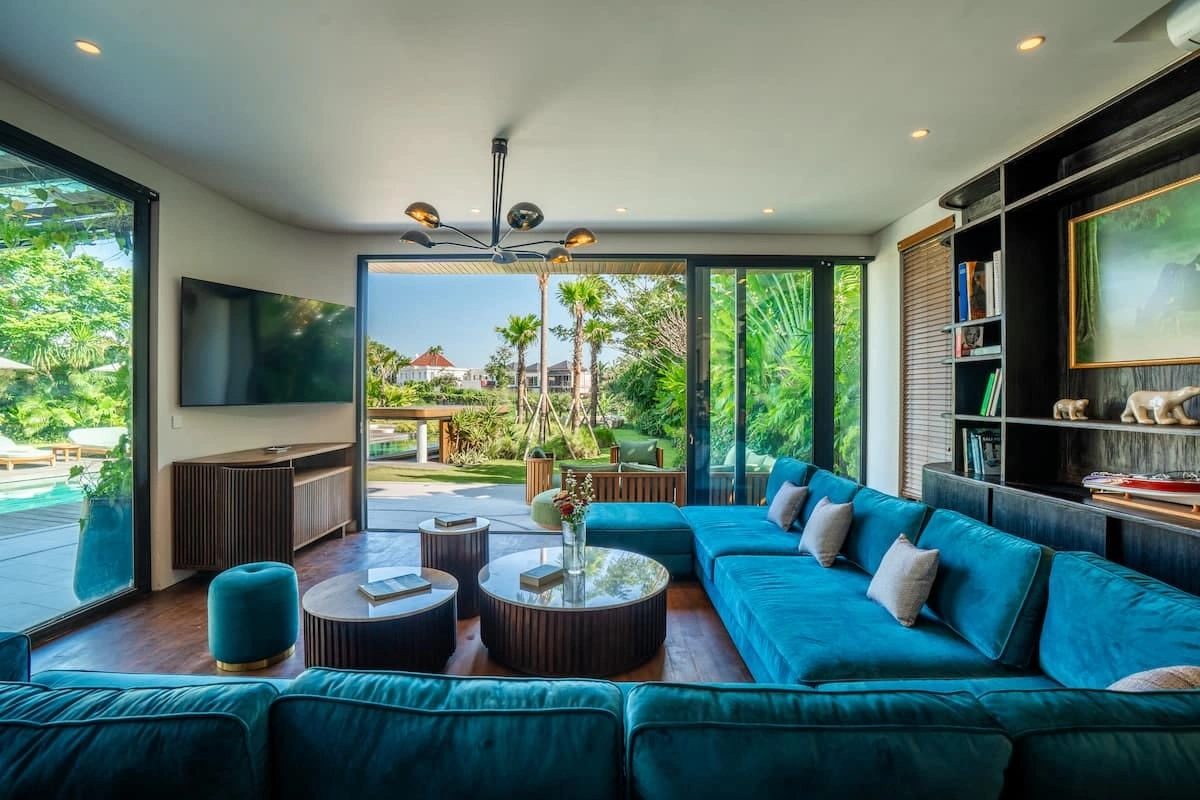 Villa For Rent 7 Bed In Umalas,Kerobokan Bali, 7-bed villa for rent in Canggu – photo 11 of 15