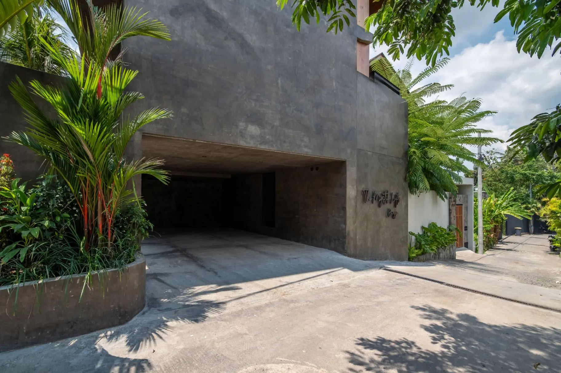 Mystik Lofts - Chic 1BD Loft w/ Private Pool in Pererenan Canggu, 1-bed villa for rent in Canggu – photo 13 of 14