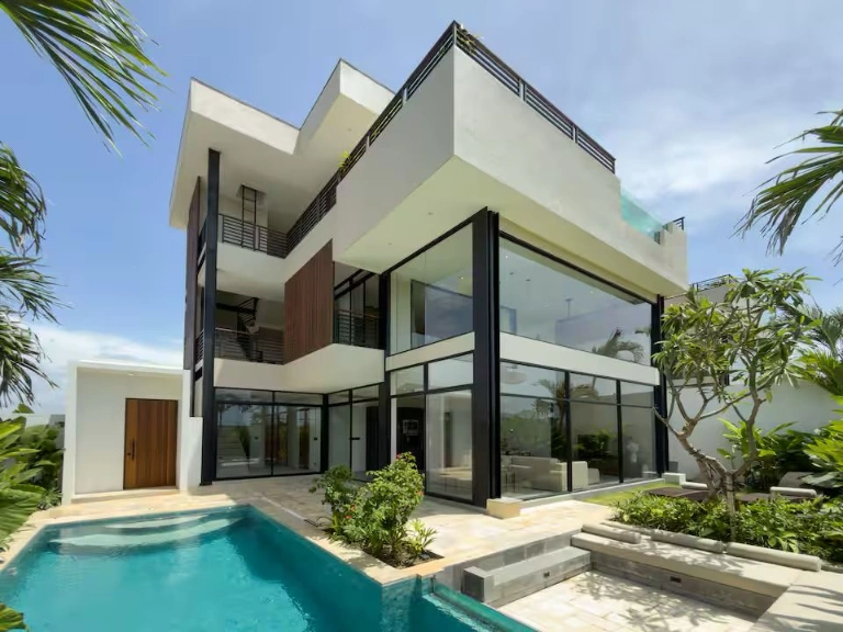 4BR Villa with Rooftop Pool and Ocean View in Pantai Lima, Pererenan, 4-bed villa for rent in Pererenan – photo 2 of 8