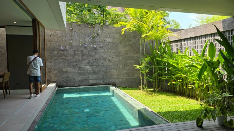 4 Bedrooms Luxury Villa for Rent in Pererenan, 4-bed villa for rent in Pererenan – photo 2 of 15
