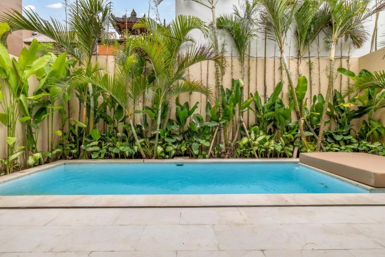Mediterranean 2BR Villa w/ Private Pool and Backyard, 2-bed villa for rent in Pererenan – photo 5 of 15