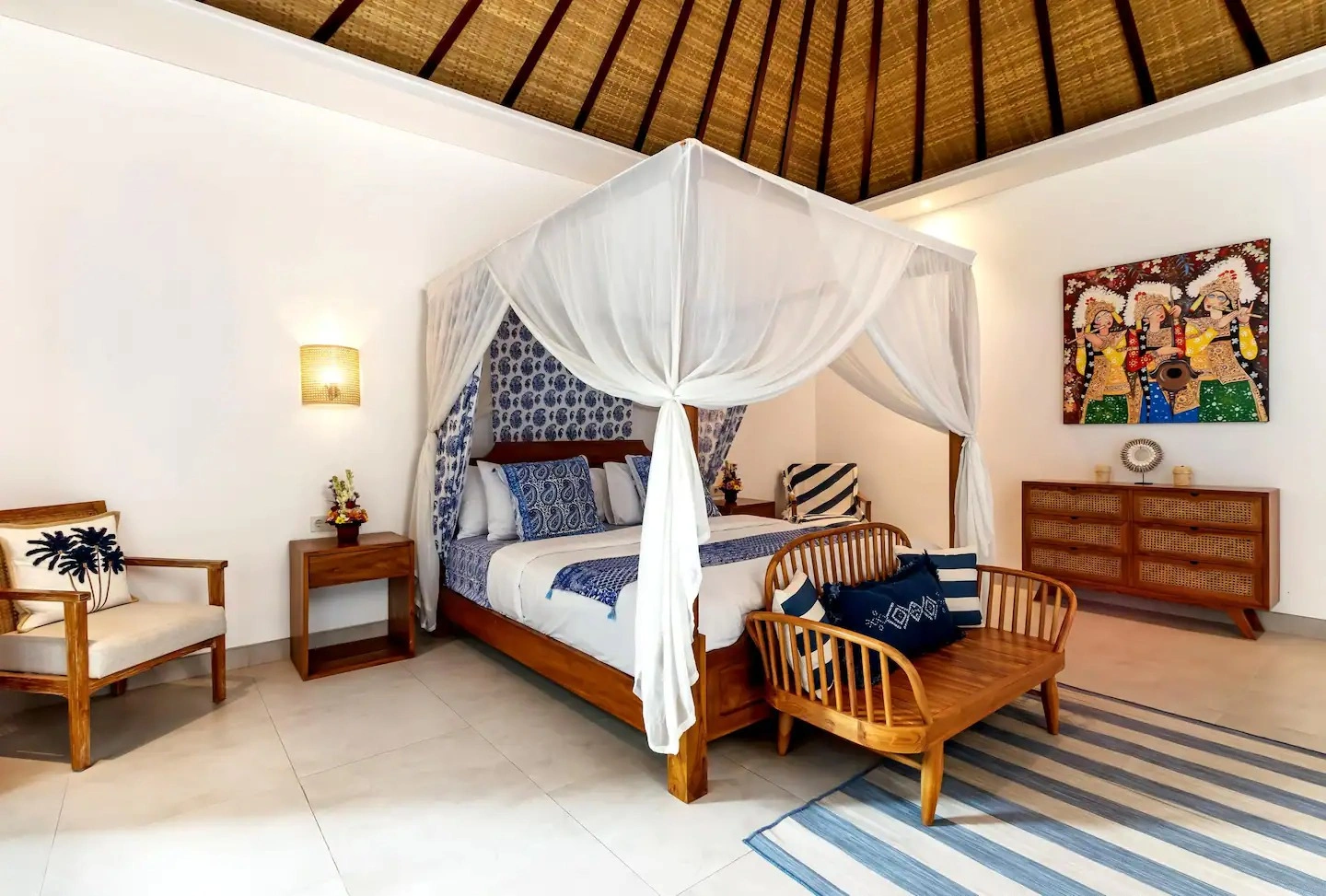 Big Garden 4BR Villa for Rent at Berawa, 4-bed villa for rent in Canggu – photo 3 of 15