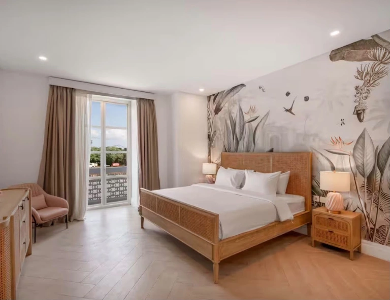Brand New 3BR Villa in the Heart of Berawa, 3-bed villa for rent in Canggu – photo 7 of 11