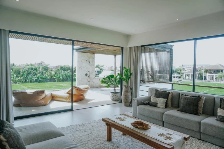3BR Luxury Villa in Berawa Canggu, 3-bed villa for rent in Canggu – photo 13 of 15