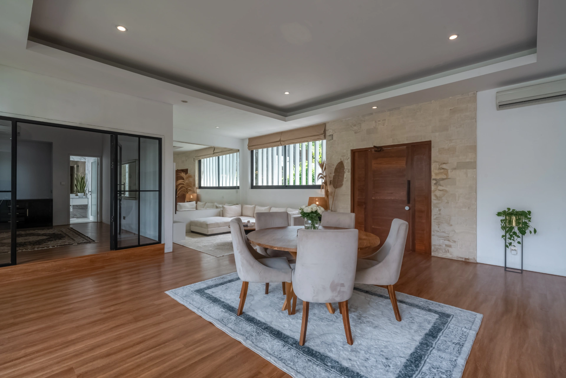 Elegant 3BR Private Enclosed Villa – Perfect Family Home, 3-bed villa for rent in Canggu – photo 7 of 15