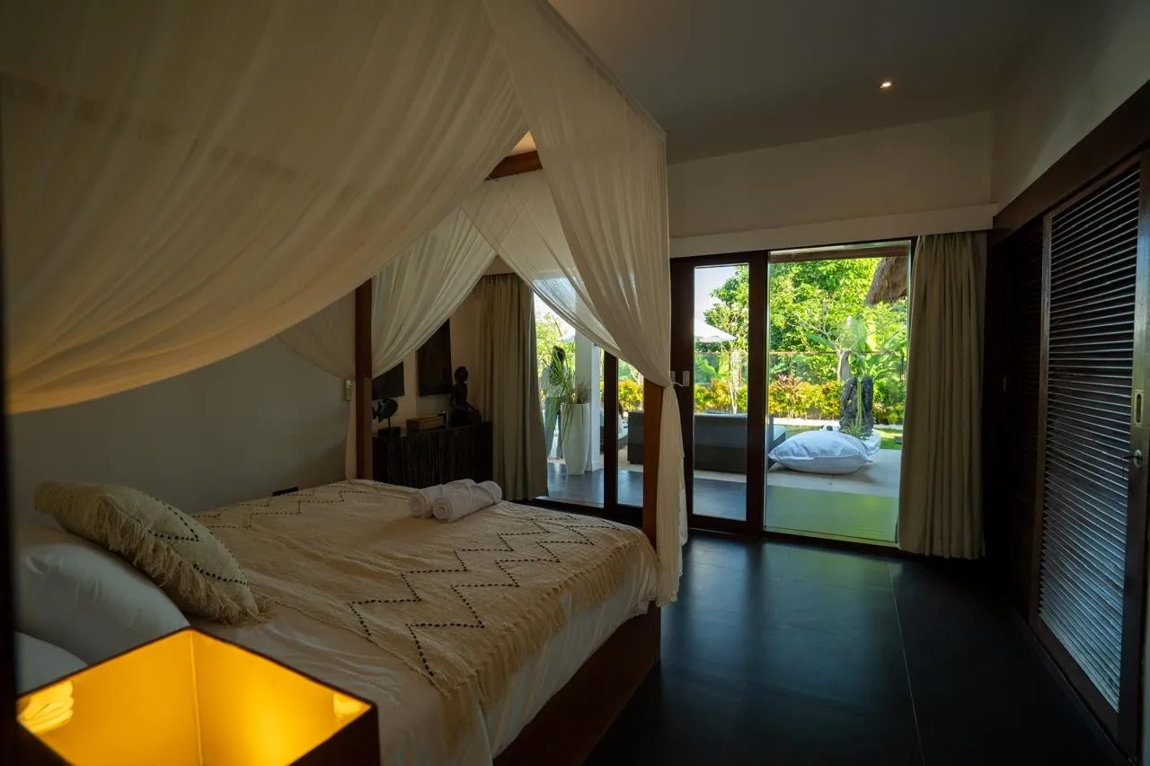 Villa For Rent 4 In Jl Nakula,Buduk Mengwi Bali, 4-bed villa for rent in Tabanan – photo 7 of 15