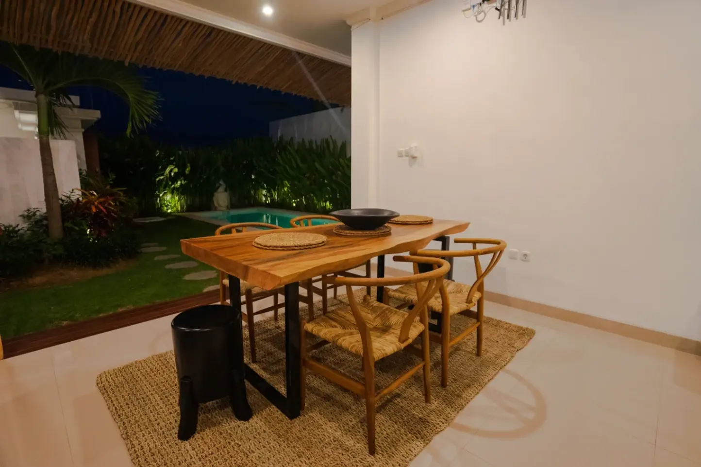 3 Bedroom Villa Monthly Rent in Kerobokan, 3-bed villa for rent in North Bali – photo 7 of 15