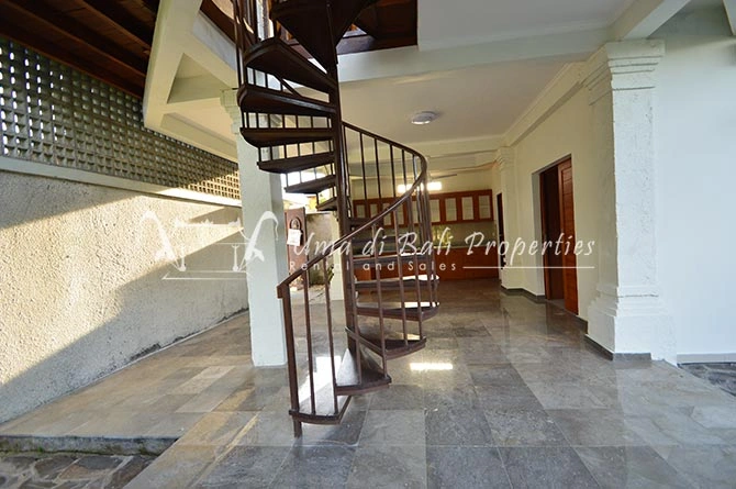 2BR Villa for Rent at Kerobokan, Bali, 2-bed villa for rent in Canggu – photo 7 of 15