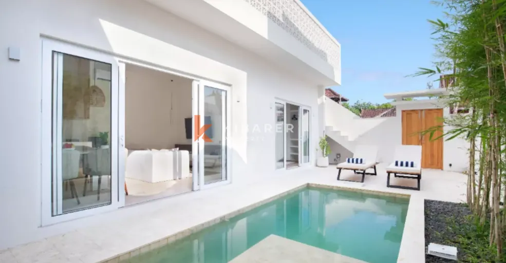 Walkable Berawa Living - Modern Three Bedroom Enclosed Villa, 3-bed villa for rent in Canggu – photo 9 of 15