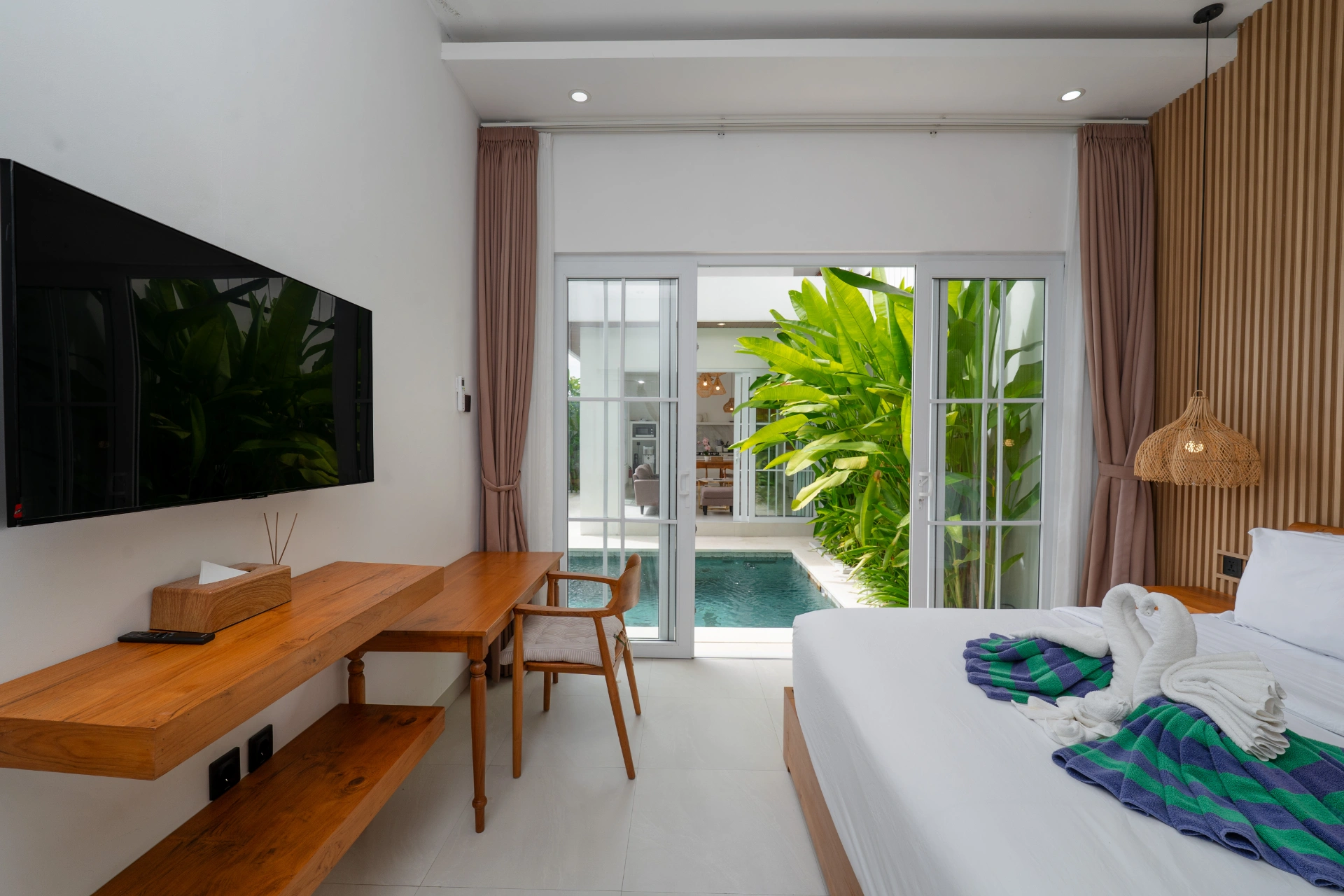 Villa Nadhira – 3BR Tropical Oasis in Berawa, 3-bed villa for rent in Canggu – photo 5 of 15