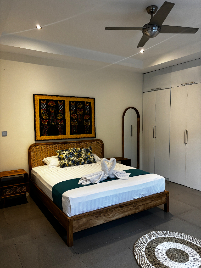 Berawa-4BR Villa with Amazing Rooftop, 4-bed villa for rent in Canggu – photo 10 of 15