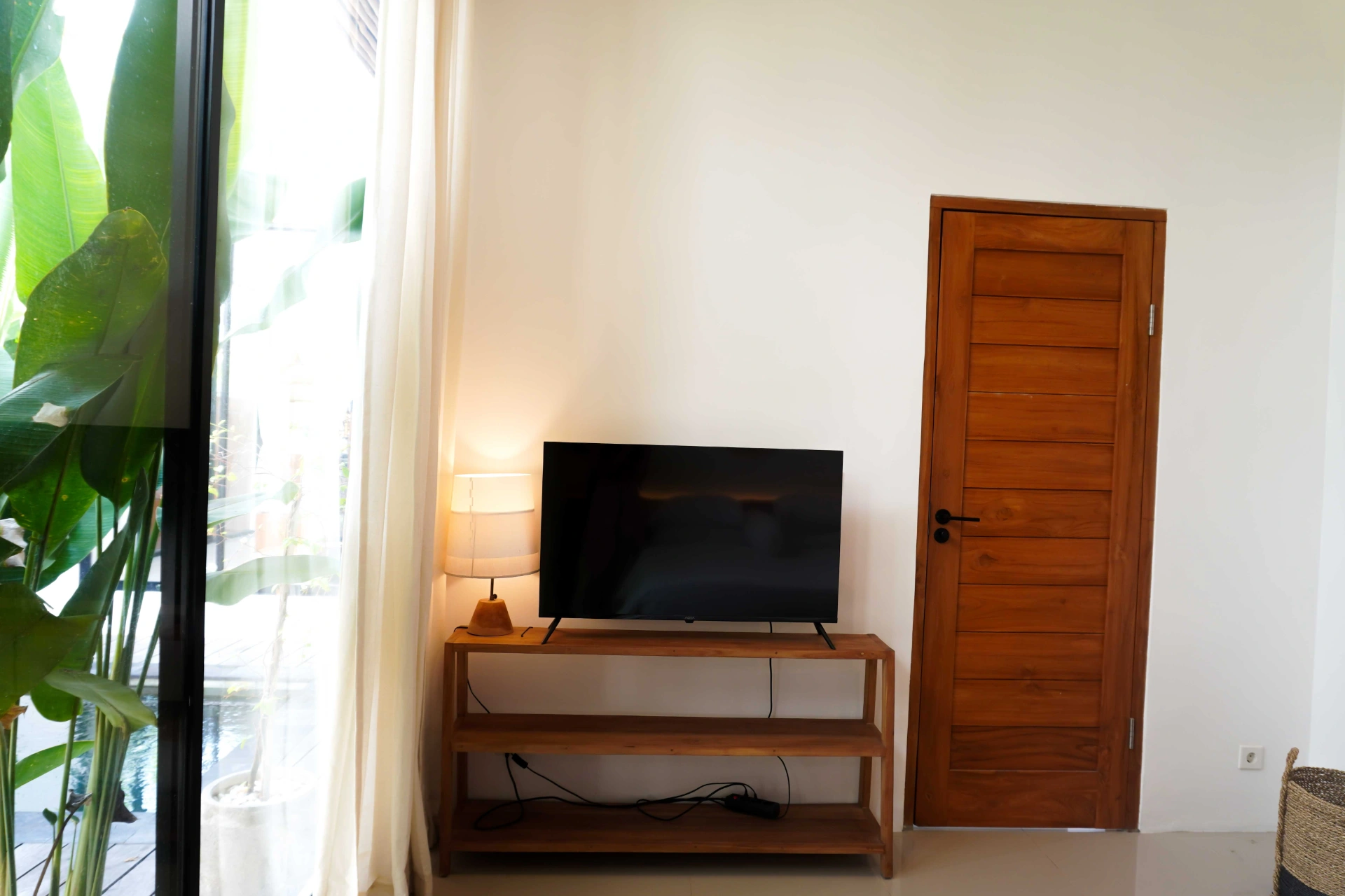 3BR Villa with Ricefield-View Office in Kaba-Kaba, 3-bed villa for rent in Tabanan – photo 10 of 15