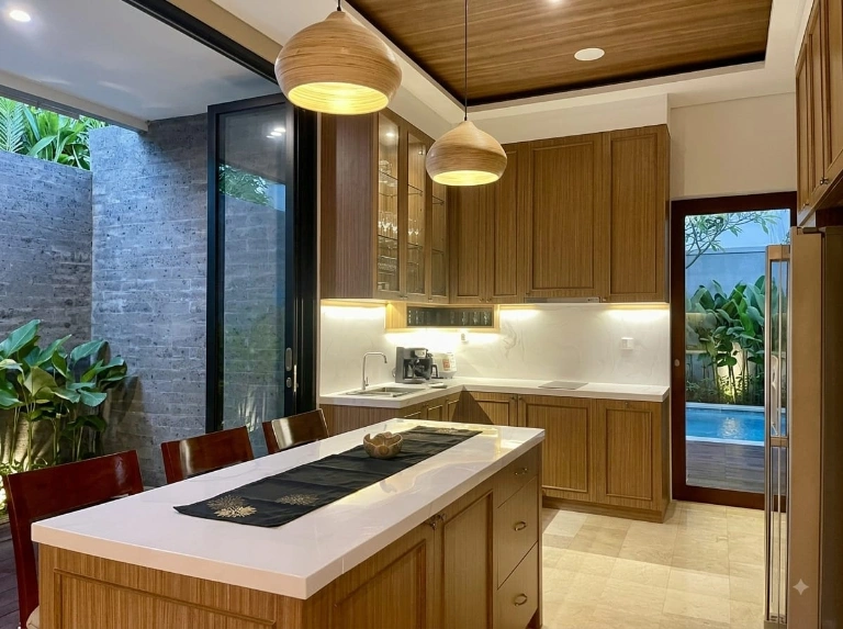 Luxury Villa in Semer Kerobokan, 4-bed villa for rent in Canggu – photo 9 of 14