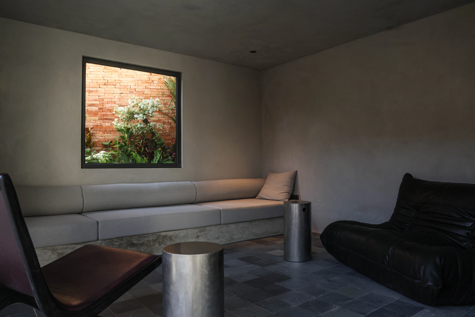 Villa Forma - Luxurious Brand New 2 Bedroom Industrial Villa in Canggu, 2-bed villa for rent in Canggu – photo 11 of 15